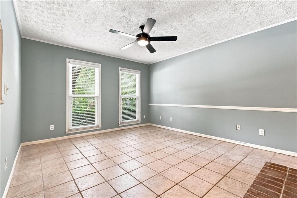 2 bedroom, 3 bathroom, 1,940 sq ft townhouse for sale at 668 Stratford Green, Avondale Estates, GA 30002 — photo 3