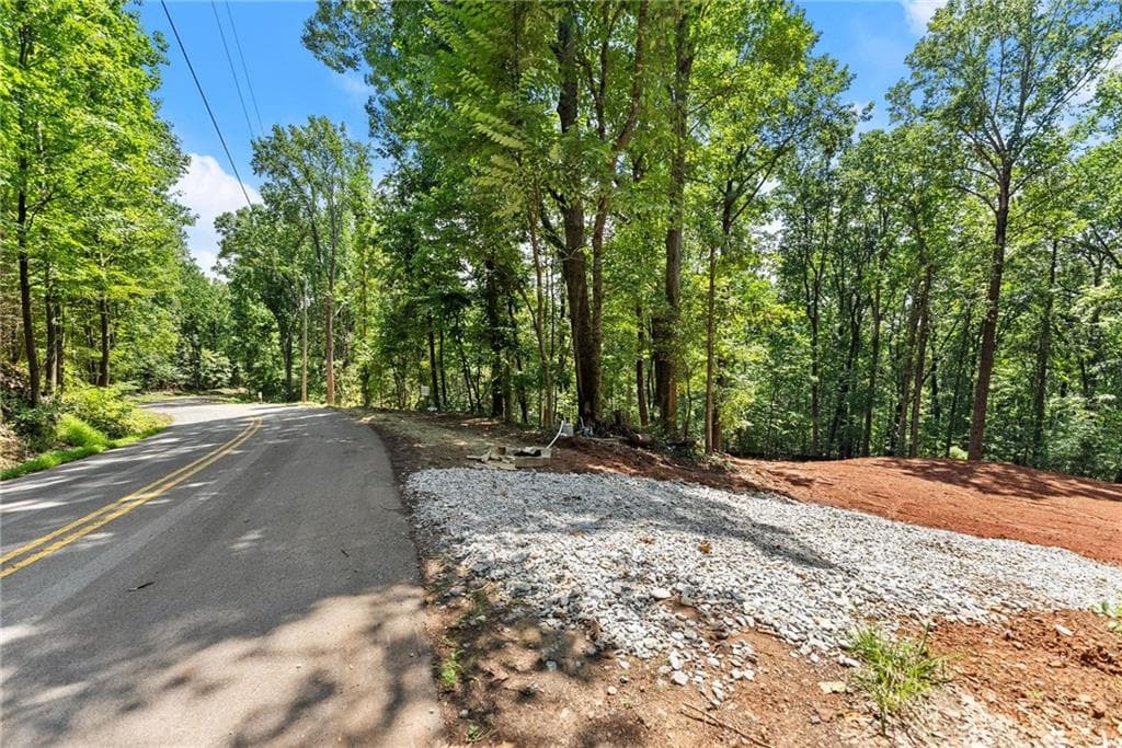 single family residence under contract at 3312 Cooper Bridge Road, Gainesville, GA 30507 — photo 6