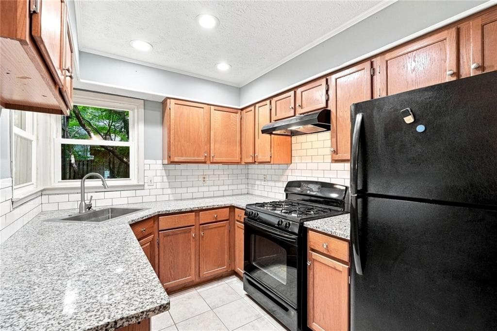 2 bedroom, 3 bathroom, 1,940 sq ft townhouse for sale at 668 Stratford Green, Avondale Estates, GA 30002 — photo 8