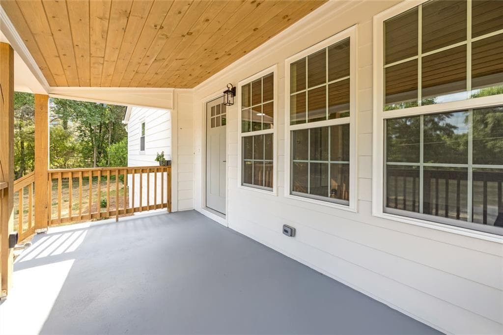3 bedroom, 2 bathroom, 1,200 sq ft single family residence under contract at 3460 NE Zingara Road, Conyers, GA 30012 — photo 4