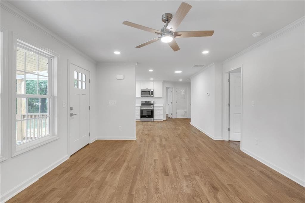 3 bedroom, 2 bathroom, 1,200 sq ft single family residence under contract at 3460 NE Zingara Road, Conyers, GA 30012 — photo 7