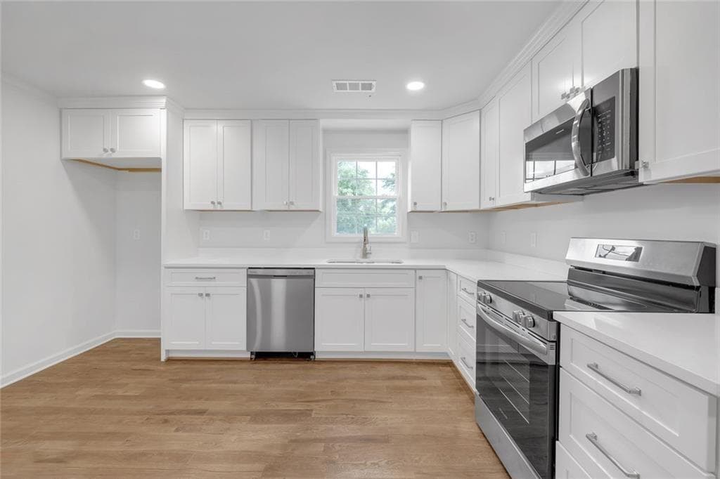 3 bedroom, 2 bathroom, 1,200 sq ft single family residence under contract at 3460 NE Zingara Road, Conyers, GA 30012 — photo 9