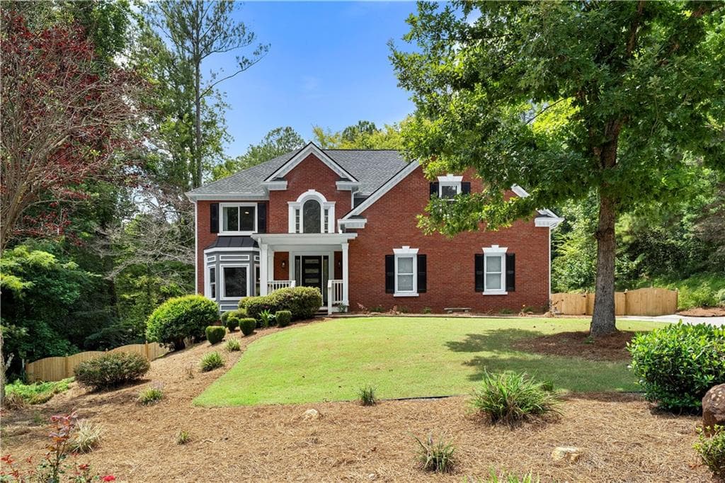 5 bedroom, 4 bathroom, 3,775 sq ft single family residence for sale at 1313 Pembridge Way, Kennesaw, GA 30152 — photo 2