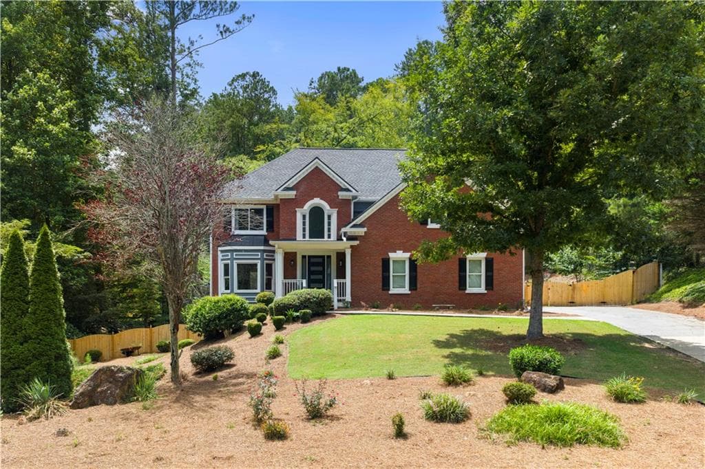 5 bedroom, 4 bathroom, 3,775 sq ft single family residence for sale at 1313 Pembridge Way, Kennesaw, GA 30152 — photo 3