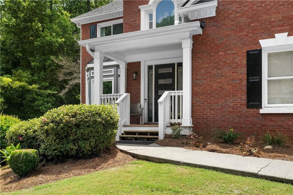 5 bedroom, 4 bathroom, 3,775 sq ft single family residence for sale at 1313 Pembridge Way, Kennesaw, GA 30152 — photo 4