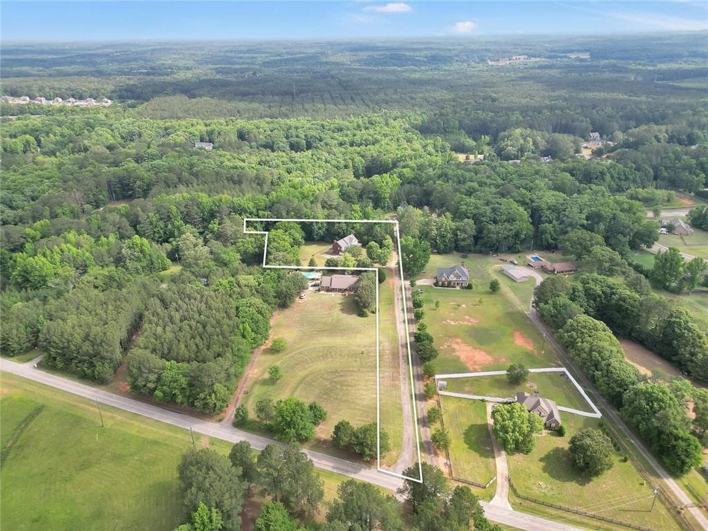 5 bedroom, 3 bathroom, 3,263 sq ft single family residence under contract at 1731 Snapping Shoals Road, Mcdonough, GA 30252 — photo 3