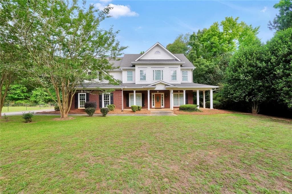 5 bedroom, 3 bathroom, 3,263 sq ft single family residence under contract at 1731 Snapping Shoals Road, Mcdonough, GA 30252 — photo 4