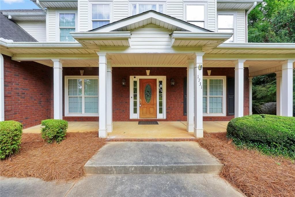 5 bedroom, 3 bathroom, 3,263 sq ft single family residence under contract at 1731 Snapping Shoals Road, Mcdonough, GA 30252 — photo 7
