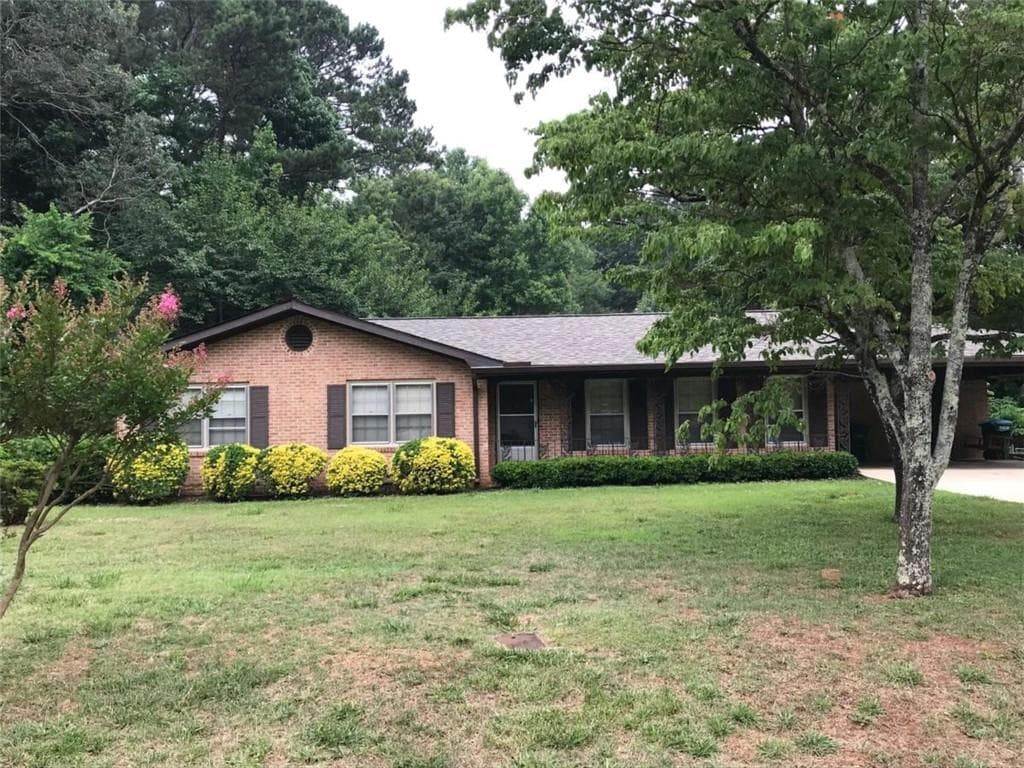 3 bedroom, 2 bathroom, 1,423 sq ft single family residence for rent at 1321 Mary Dale Drive, Lilburn, GA 30047 for $1,750 a month — photo 1 of 22