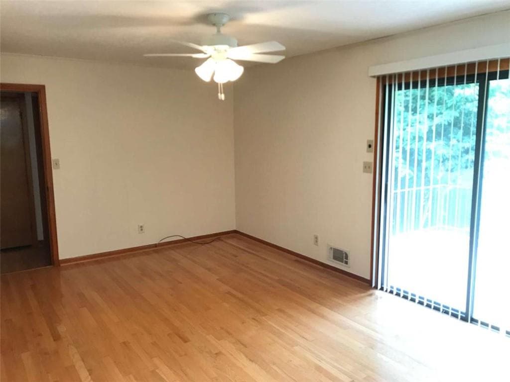 3 bedroom, 2 bathroom, 1,423 sq ft single family residence for rent at 1321 Mary Dale Drive, Lilburn, GA 30047 for $1,750 a month — photo 5