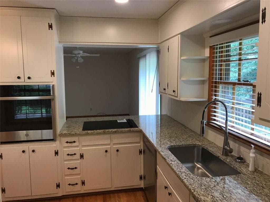 3 bedroom, 2 bathroom, 1,423 sq ft single family residence for rent at 1321 Mary Dale Drive, Lilburn, GA 30047 for $1,750 a month — photo 8