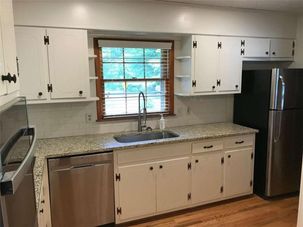 3 bedroom, 2 bathroom, 1,423 sq ft single family residence for rent at 1321 Mary Dale Drive, Lilburn, GA 30047 for $1,750 a month — photo 10