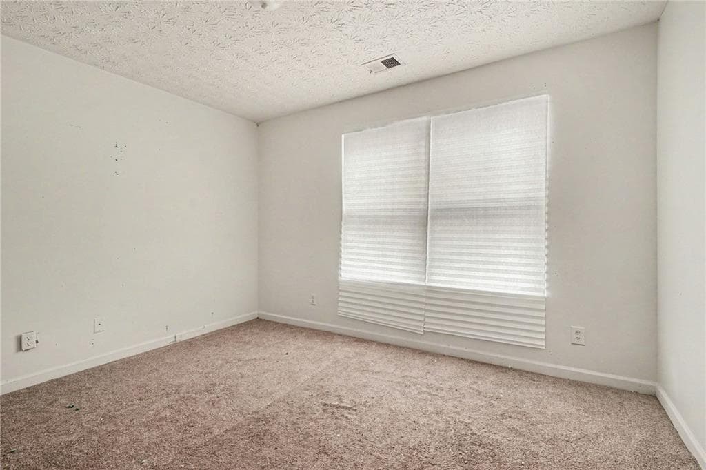 3 bedroom, 2 bathroom, 1,292 sq ft condominium for sale at 2202 Fairington Village Drive, Lithonia, GA 30038 — photo 9