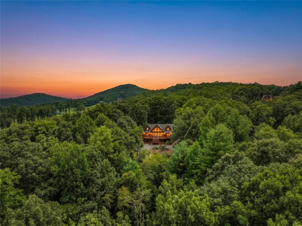 5 bedroom, 4 bathroom, 3,937 sq ft single family residence for sale at 85 Squirrel Chase, Morganton, GA 30560 — photo 5