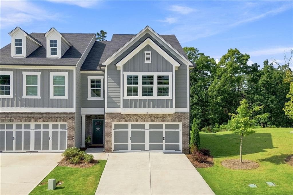 4 bedroom, 4 bathroom, 2,480 sq ft townhouse for sale at 229 Lakeside Place, Canton, GA 30114 — photo 2