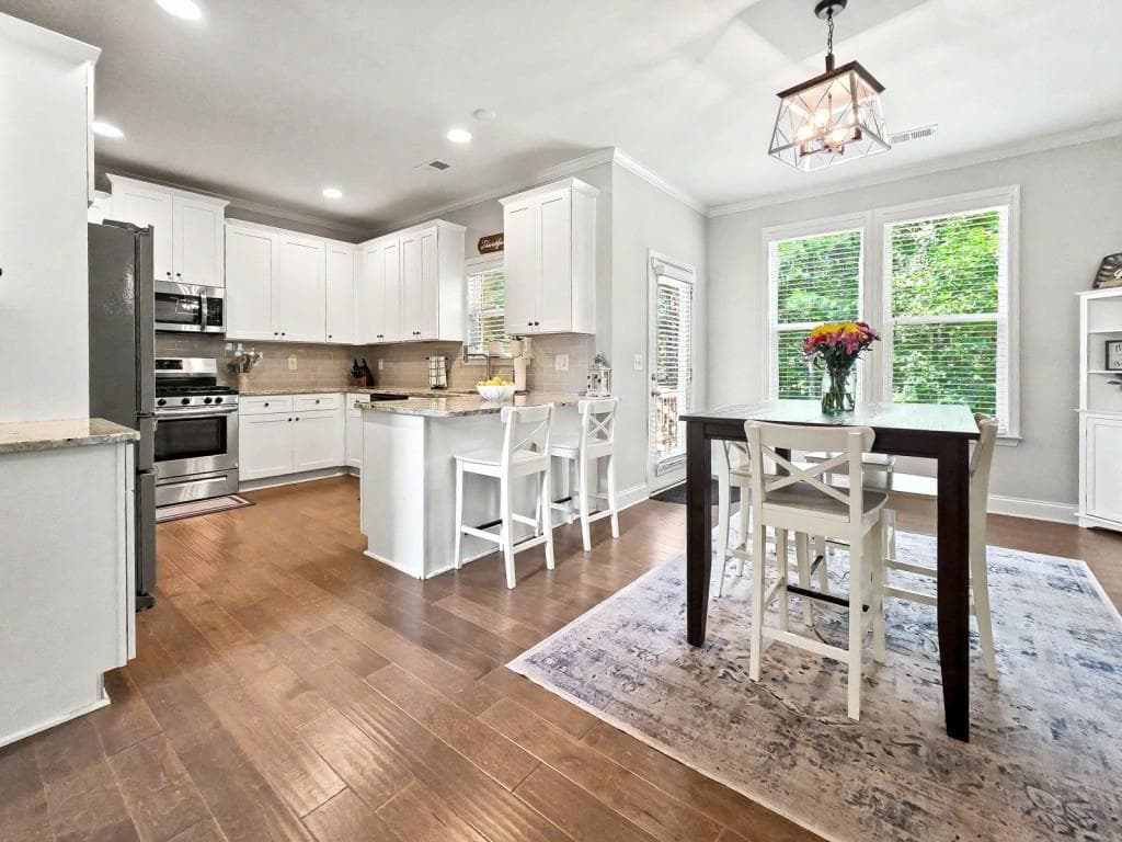 5 bedroom, 4 bathroom, 3,128 sq ft single family residence for sale at 73 Lilyfield Lane, Acworth, GA 30101 — photo 5