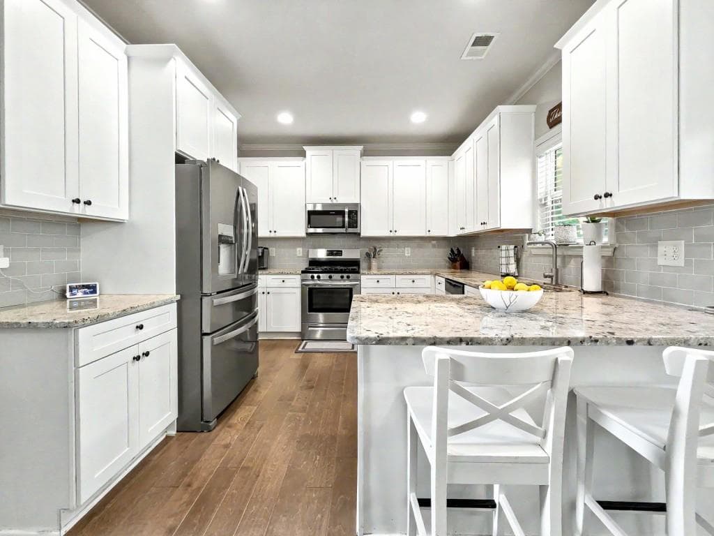 5 bedroom, 4 bathroom, 3,128 sq ft single family residence for sale at 73 Lilyfield Lane, Acworth, GA 30101 — photo 8