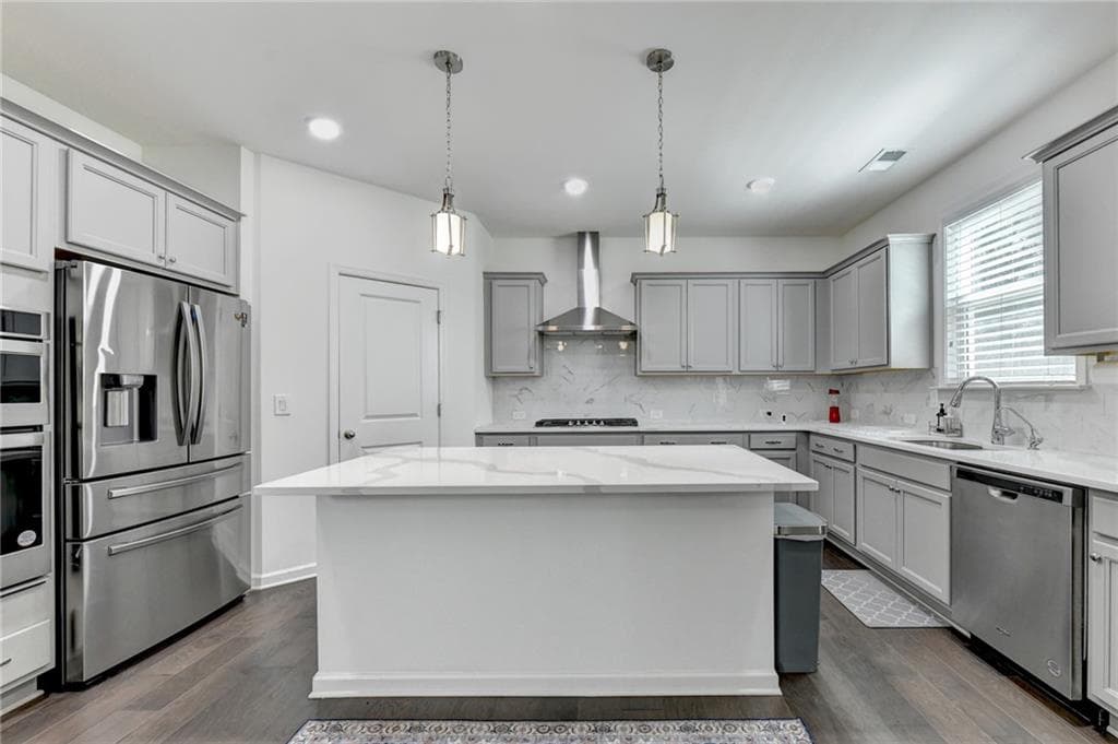 5 bedroom, 3 bathroom, 3,131 sq ft single family residence for sale at 5090 Bellehurst Lane, Cumming, GA 30040 — photo 9