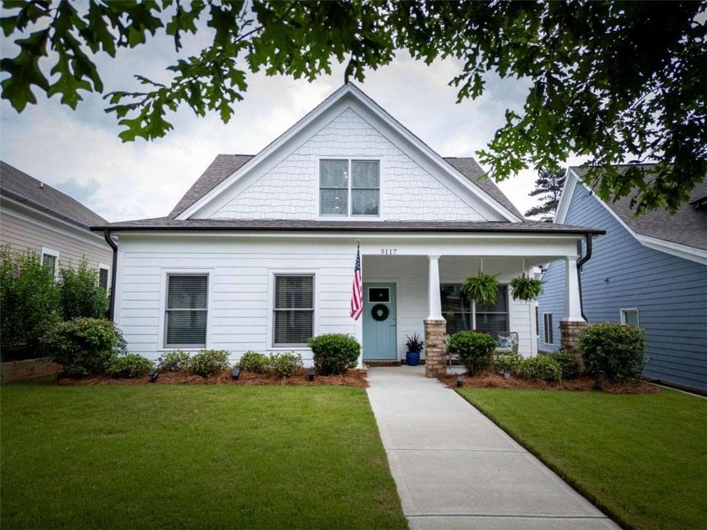 3 bedroom, 3 bathroom, 2,094 sq ft single family residence for sale at 5117 West Robinson Street, Covington, GA 30014