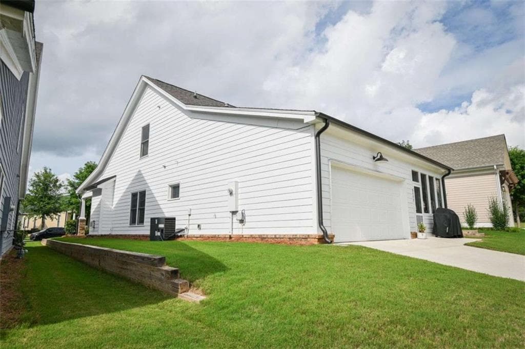 3 bedroom, 3 bathroom, 2,094 sq ft single family residence for sale at 5117 West Robinson Street, Covington, GA 30014 — photo 6