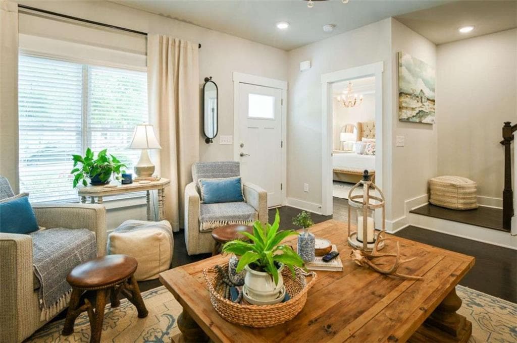 3 bedroom, 3 bathroom, 2,094 sq ft single family residence for sale at 5117 West Robinson Street, Covington, GA 30014 — photo 9