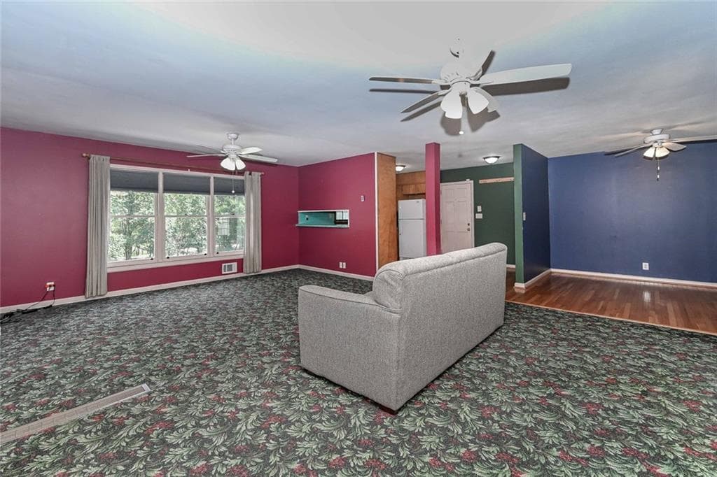 5 bedroom, 3 bathroom, 3,028 sq ft single family residence under contract at 2484 SW Northview Drive, Austell, GA 30106 — photo 7