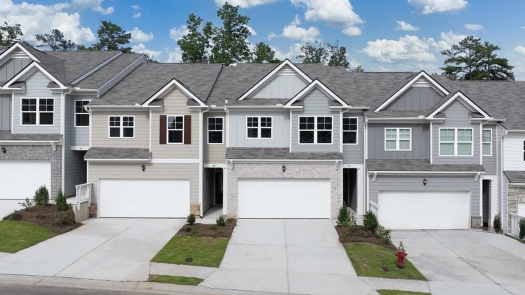 3 bedroom, 3 bathroom, 1,877 sq ft townhouse for sale at 47 Rustin Ridge, Dahlonega, GA 30533