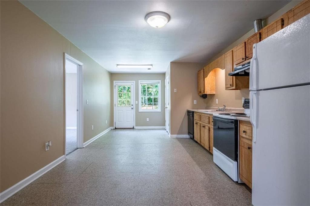 3 bedroom, 2 bathroom, 1,128 sq ft single family residence for sale at 128 Norcross Way, Rome, GA 30165 — photo 9