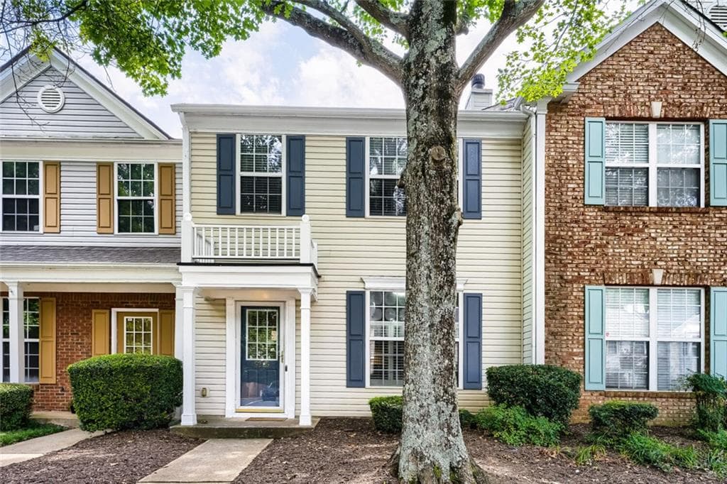 3 bedroom, 3 bathroom, 1,428 sq ft townhouse for rent at 5225 Reps Trace, Norcross, GA 30071 for $2,100 a month