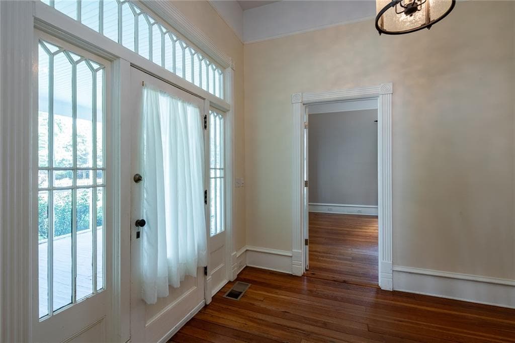 4 bedroom, 3 bathroom, 2,684 sq ft single family residence for rent at 765 Woodland Avenue, Atlanta, GA 30316 for $3,950 a month — photo 7
