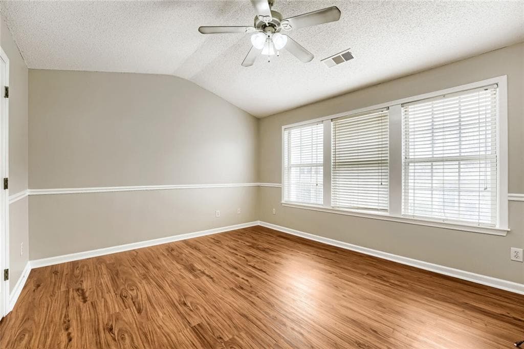 3 bedroom, 3 bathroom, 1,428 sq ft townhouse for rent at 5225 Reps Trace, Norcross, GA 30071 for $2,100 a month — photo 8