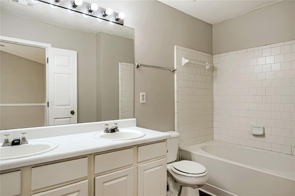 3 bedroom, 3 bathroom, 1,428 sq ft townhouse for rent at 5225 Reps Trace, Norcross, GA 30071 for $2,100 a month — photo 10