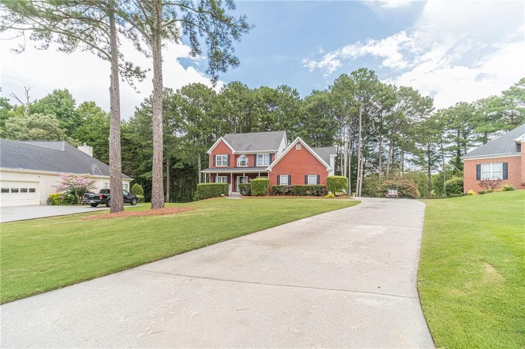 4 bedroom, 3 bathroom, 2,666 sq ft single family residence for sale at 2190 Rosie Lane, Snellville, GA 30078 — photo 3