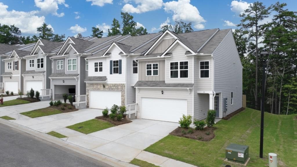 3 bedroom, 3 bathroom, 1,877 sq ft townhouse for sale at 53 Rustin Ridge, Dahlonega, GA 30533 — photo 2