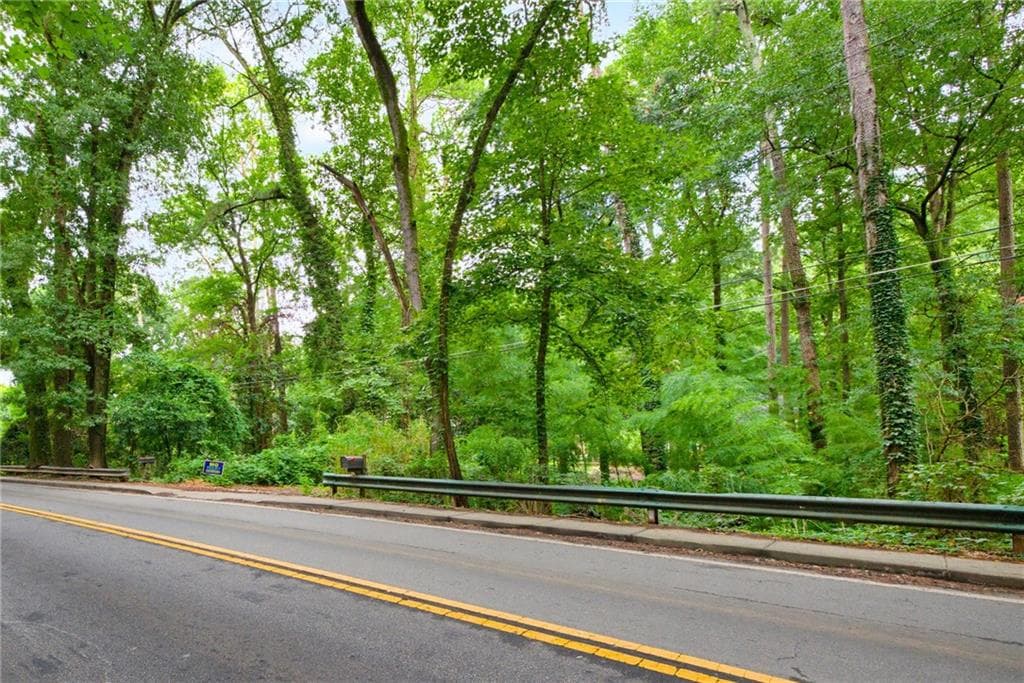 4 bedroom, 2 bathroom unimproved land for sale at 1899 Moores Mill Road, Atlanta, GA 30318 — photo 7