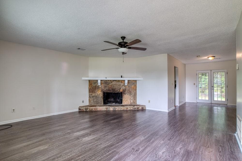 4 bedroom, 2 bathroom, 1,566 sq ft single family residence for sale at 1107 Panola Road, Stone Mountain, GA 30088 — photo 5