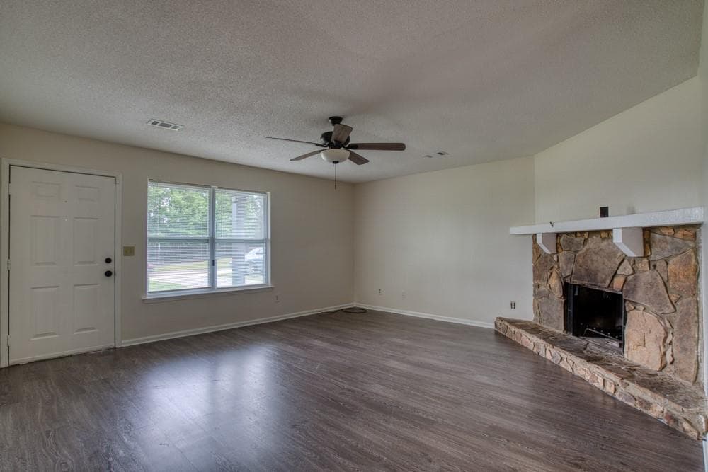 4 bedroom, 2 bathroom, 1,566 sq ft single family residence for sale at 1107 Panola Road, Stone Mountain, GA 30088 — photo 7