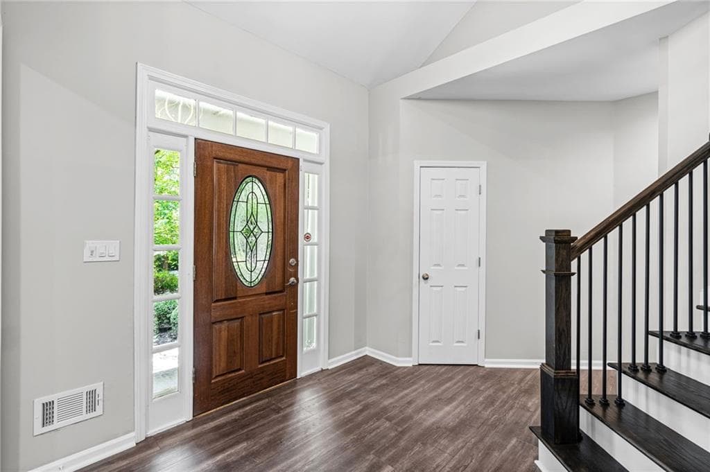 6 bedroom, 4 bathroom, 3,484 sq ft single family residence for rent at 11355 Vedrines Drive, Alpharetta, GA 30022 for $4,000 a month — photo 7