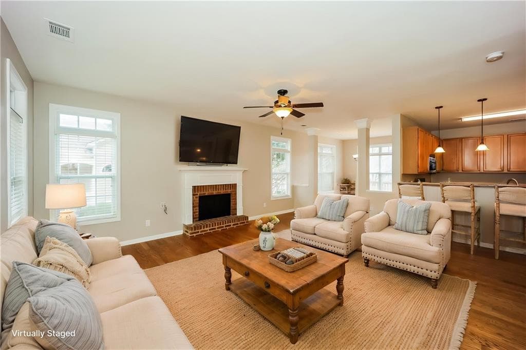 3 bedroom, 3 bathroom, 2,256 sq ft single family residence for sale at 15 Verandah View, Newnan, GA 30265 — photo 4