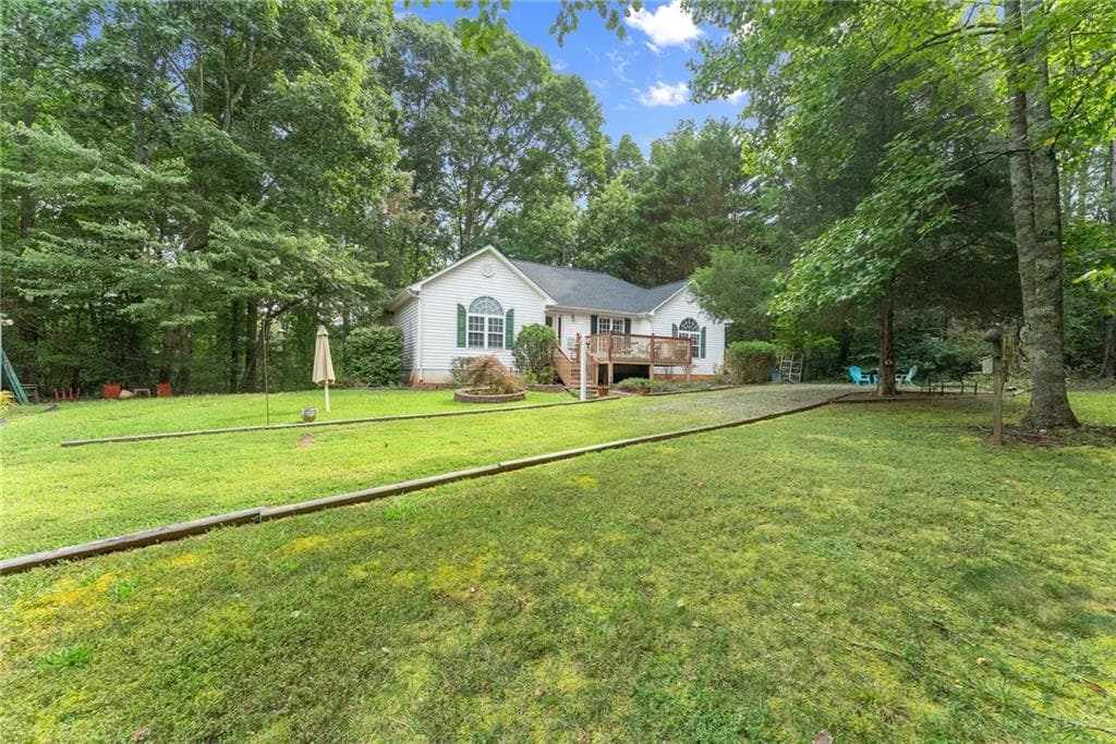 4 bedroom, 3 bathroom, 1,787 sq ft single family residence under contract at 6140 Henry Smith Road, Murrayville, GA 30564 — photo 9