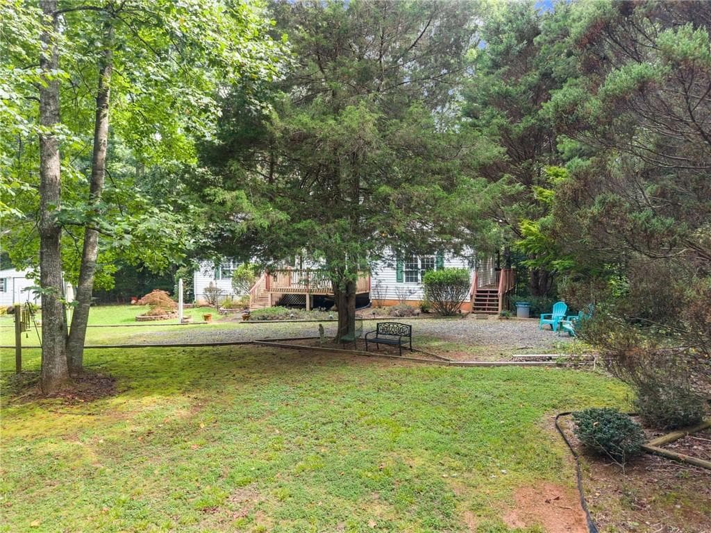 4 bedroom, 3 bathroom, 1,787 sq ft single family residence under contract at 6140 Henry Smith Road, Murrayville, GA 30564 — photo 5