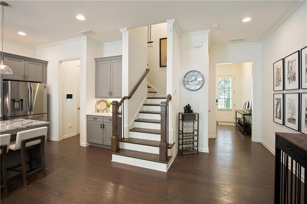 4 bedroom, 4 bathroom, 2,802 sq ft townhouse under contract at 20034 Windalier Way, Roswell, GA 30076 — photo 4