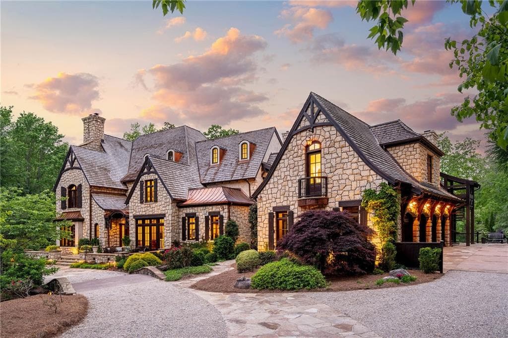 5 bedroom, 9 bathroom, 18,533 sq ft single family residence for sale at 550 Blue Heron Way, Milton, GA 30004 — photo 6