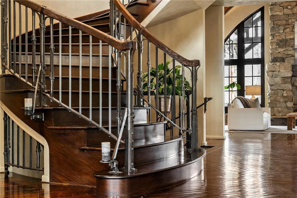 5 bedroom, 9 bathroom, 18,533 sq ft single family residence for sale at 550 Blue Heron Way, Milton, GA 30004 — photo 9