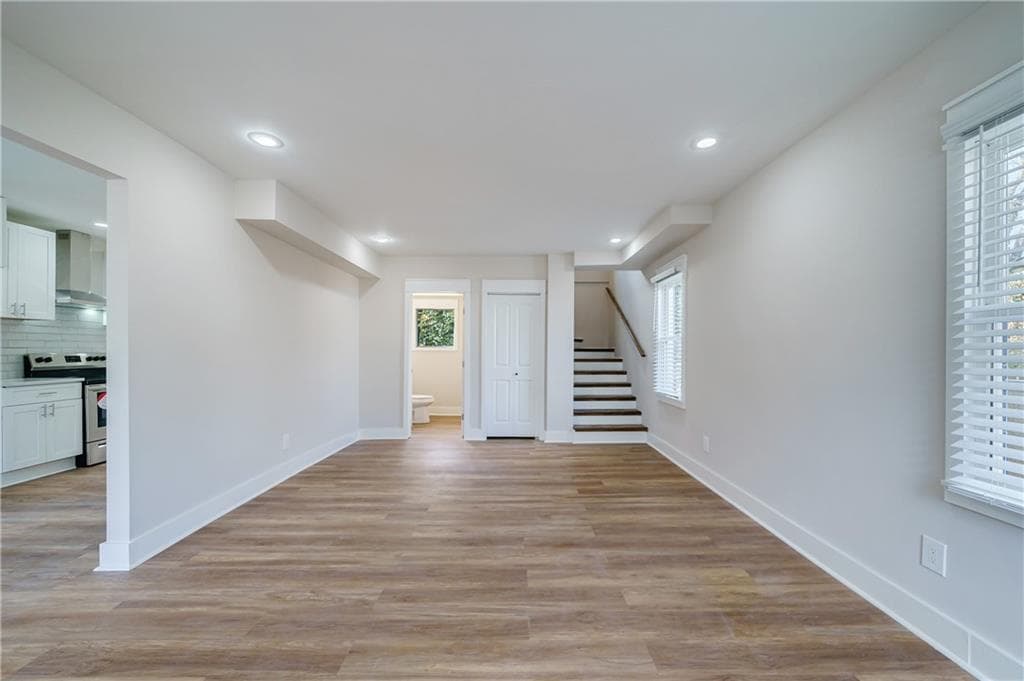 3 bedroom, 3 bathroom, 1,344 sq ft single family residence for sale at 1081 Smith Street, Atlanta, GA 30310 — photo 4