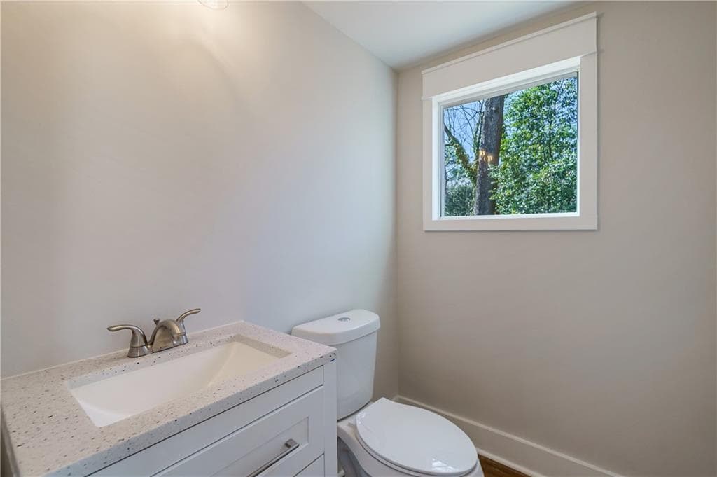 3 bedroom, 3 bathroom, 1,344 sq ft single family residence for sale at 1081 Smith Street, Atlanta, GA 30310 — photo 9