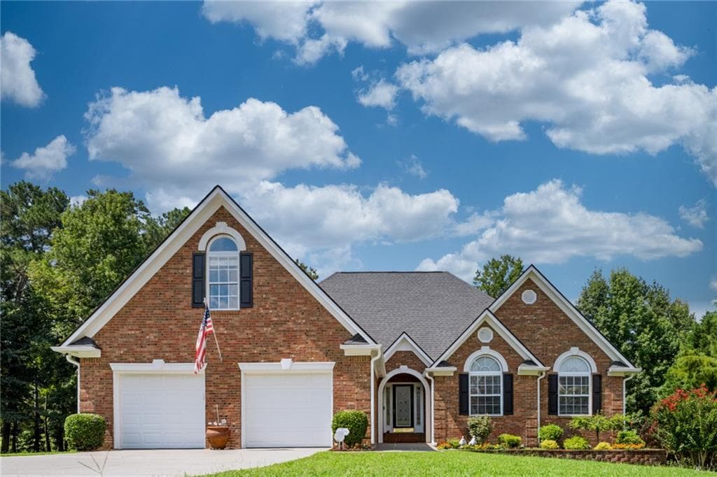 5 bedroom, 4 bathroom, 4,179 sq ft single family residence for sale at 637 Glen Valley Way, Dacula, GA 30019 — photo 3