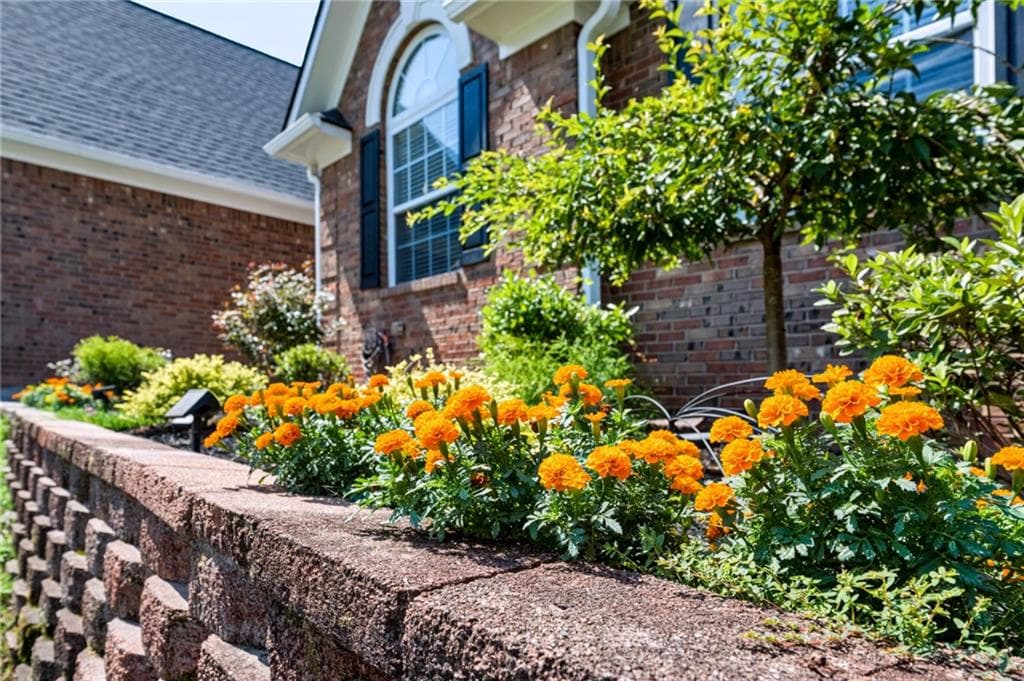 5 bedroom, 4 bathroom, 4,179 sq ft single family residence for sale at 637 Glen Valley Way, Dacula, GA 30019 — photo 7