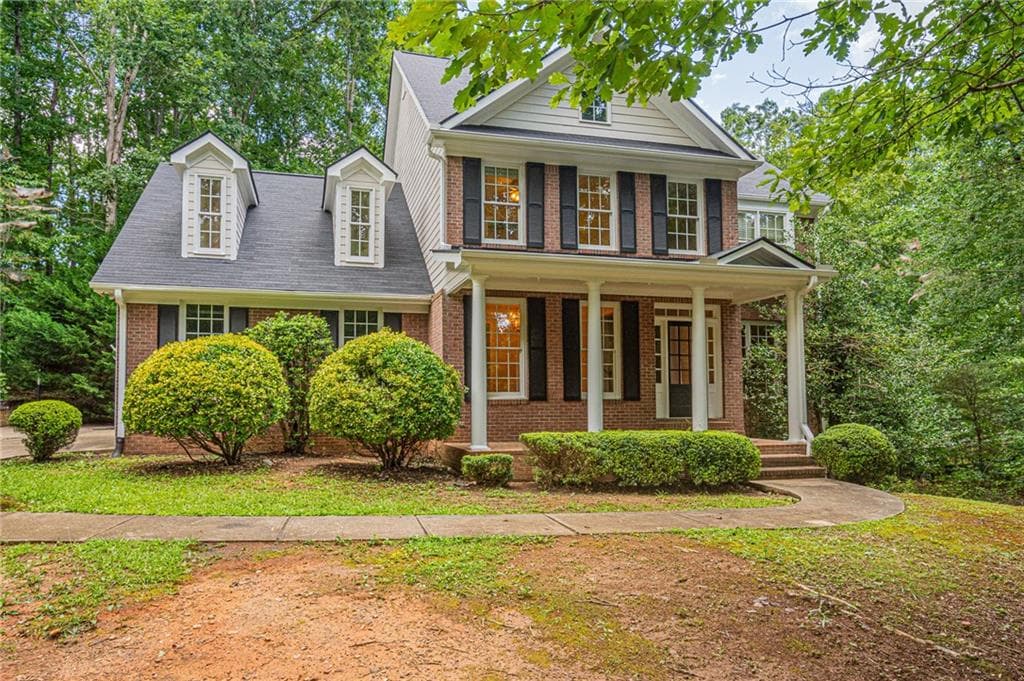 6 bedroom, 5 bathroom, 3,121 sq ft single family residence for sale at 125 Lake Laurel Drive, Dahlonega, GA 30533 — photo 5