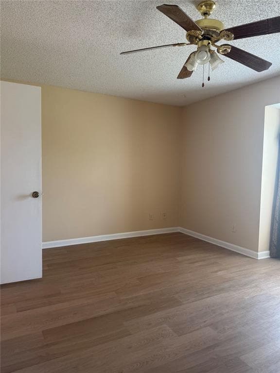 2 bedroom, 2 bathroom, 1,024 sq ft condominium for rent at 3730 Old Flowery Branch Road J-1, Oakwood, GA 30566 for $1,350 a month — photo 5
